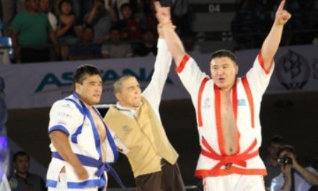 Судьи турнира «Қазақстан Барысы» получают около 900 тысяч тенге за один день