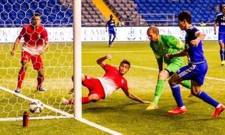 Лидеры берут свое