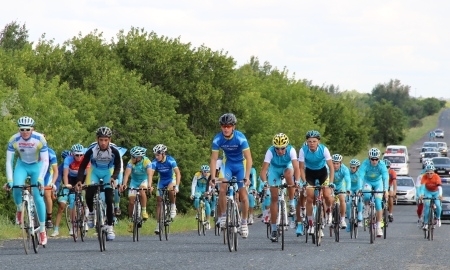 Вадим Галеев победил в кольцевой групповой гонке на «Прииртышье — 2015»