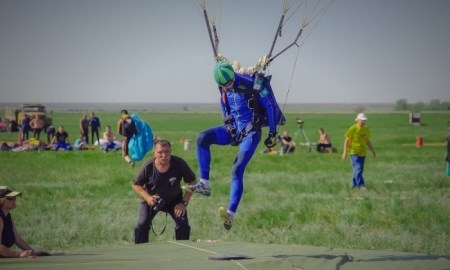 Спортсмены из ЗКО взяли «золото» на чемпионате Казахстана по классическому парашютному спорту