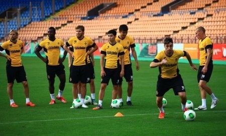 «Кайрат» провел тренировку в Ереване