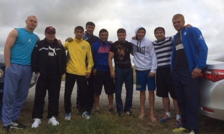 Команда Головкина встретилась с карагандинскими боксерами