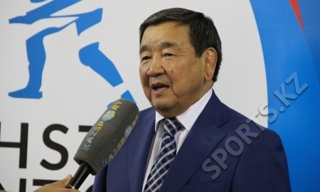 Жаксылык Ушкемпиров: «С такой борьбой мы вряд ли сможем претендовать на золотую медаль на чемпионате Мира»