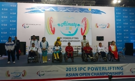 Казахстанка Раушан Койшибаева завоевала «серебро» на чемпионате Азии по пауэрлифтингу