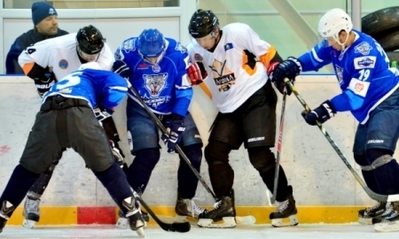 Фоторепортаж с товарищеского матча «Снежные Барсы» — «Астана» 2:0 