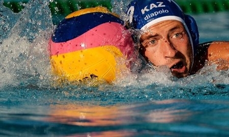 Казахстанские ватерполисты разгромили команду ЮАР в матче чемпионата мира в Казани