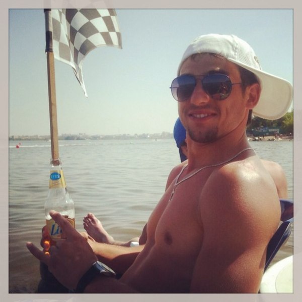 Как отдохнули хоккеисты «Барыса» перед новым сезоном