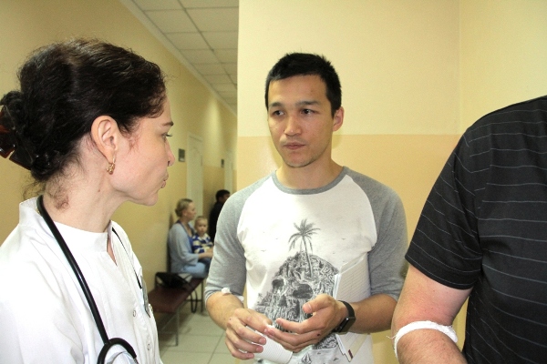 Как «Барыс» медосмотр проходил