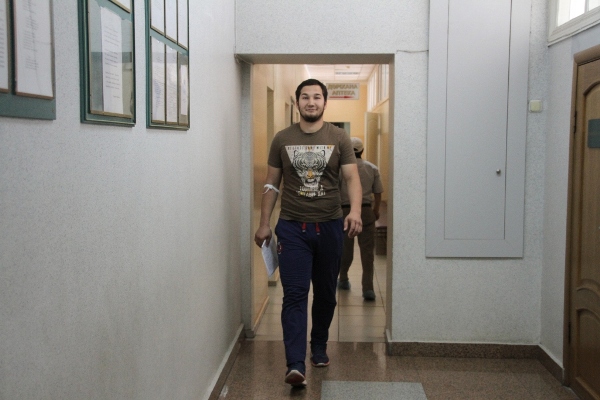 Как «Барыс» медосмотр проходил