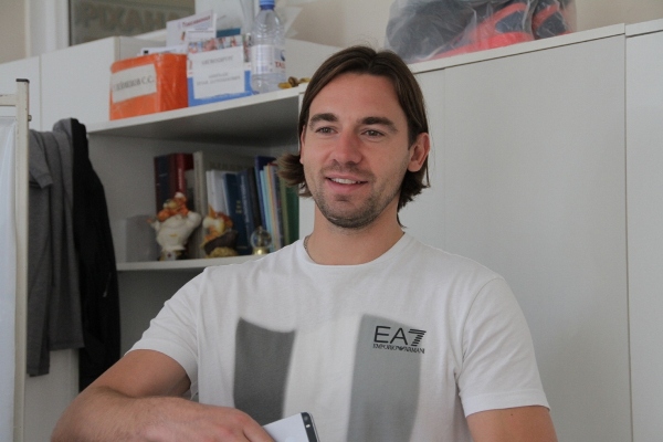 Как «Барыс» медосмотр проходил