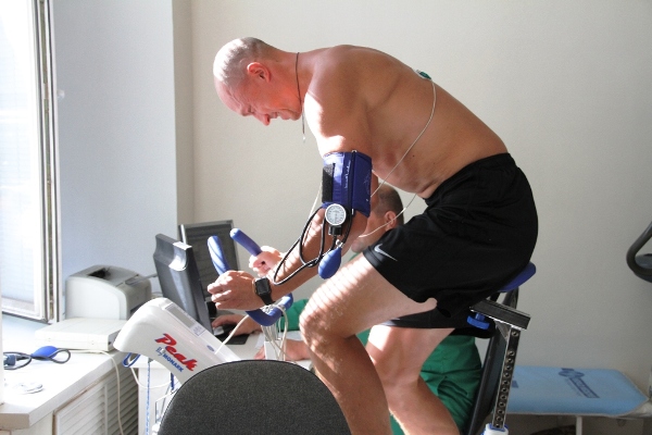 Как «Барыс» медосмотр проходил