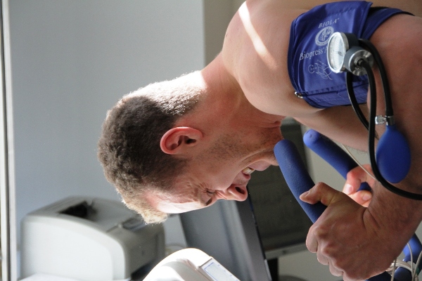 Как «Барыс» медосмотр проходил