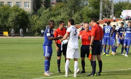 Фоторепортаж с матча Премьер-Лиги «Тобол» — «Астана» 1:1