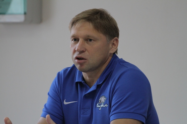 Александр Корешков: «Бюджет „Барыса“ сократили на 10 процентов, будем выкраивать, экономить»