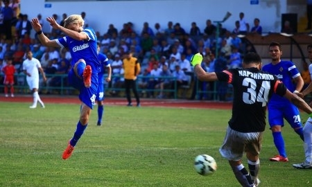 Фоторепортаж с матча Премьер-Лиги «Атырау» — «Кайрат» 0:0