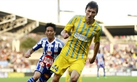 «Кайрат» поздравляет «Астану» с выходом в плэй-офф Лиги чемпионов УЕФА