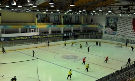 Хоккеисты «Темиртау» прибыли в Кокшетау для участия в Кубке Победы