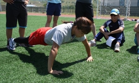 Фоторепортаж и видеоообзор очередного этапа подготовки к лицензионному чемпионату мира женской сборной Казахстана