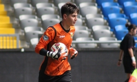 Султан Бусурманов: «Вратарь — это больше чем игрок»