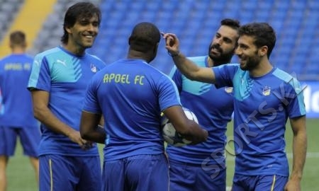 Фоторепортаж с предыгровой тренировки АПОЭЛа в Астане