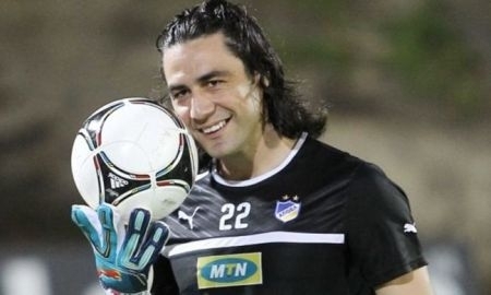 Вратарь АПОЭЛа перешел в АЕК