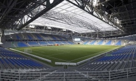 Стартовые составы «Астаны» и АПОЭЛа