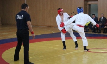 В Караганде полицейские соревновались в рукопашном бое