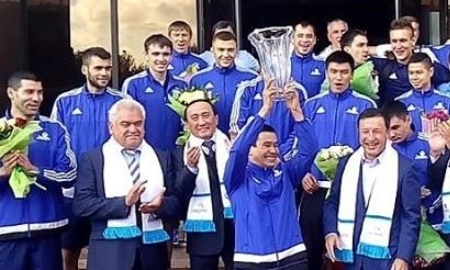 Аким Астаны встретил футболистов ФК «Астана»