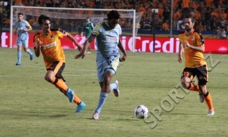 Жуниор Кабананга: «Хотелось бы сыграть с „Барселоной“ или „Реалом“»