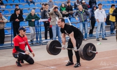 В Астане первый городской чемпионат по кросс-фиту посвятили 20-летию Конституции РК