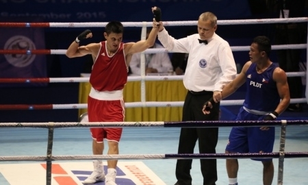 Закир Сафиуллин выиграл у Суареса и вышел в 1/4 финала в Бангкоке