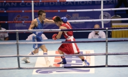 Узбек Дусматов не пустил Жусупова в четвертьфинал чемпионата Азии