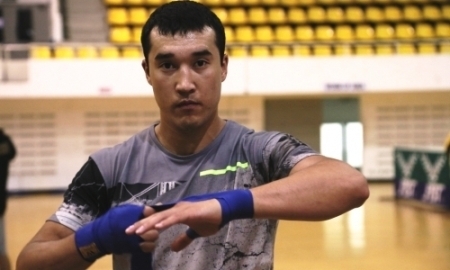 Трое казахстанцев выйдут сегодня на ринг в рамках чемпионата Азии