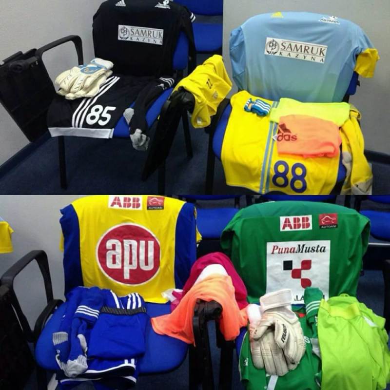 Футболисты «Астаны» выйдут на матч с ХИКом в желто-голубой форме