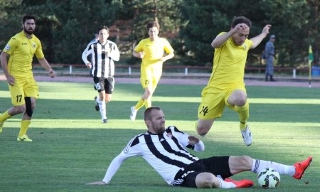 Фоторепортаж с матча Премьер-Лиги «Тобол» — «Шахтер» 2:1