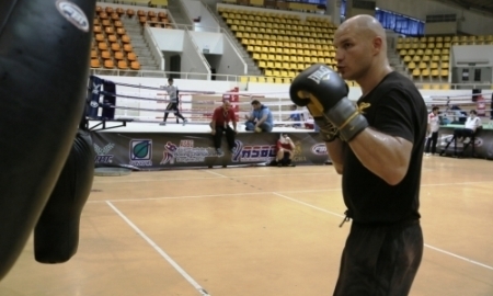 Фоторепортаж с тренировки сборной Казахстана в Бангкоке