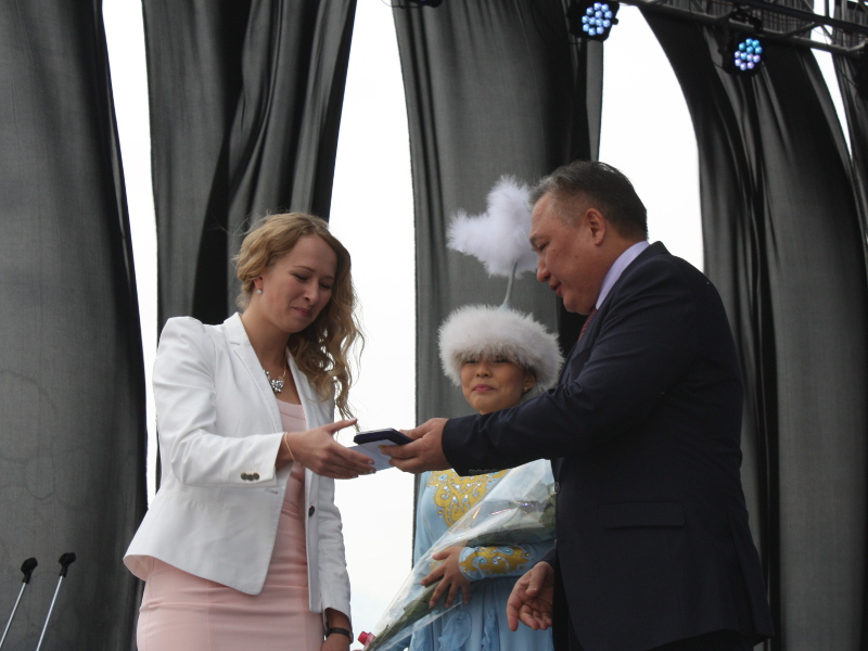 Екатерина Айдова: «Награда в честь юбилея Конституции — это дополнительная ответственность перед Родиной»