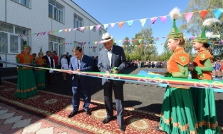 В Алматинской области меценат подарил сельчанам интернат для одаренных в спорте детей