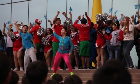 Состоялся флэшмоб в честь выхода «Астаны» в групповой этап Лиги Чемпионов