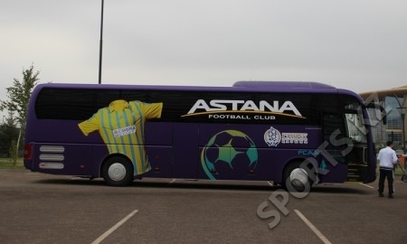 «Астана» презентовала новый автобус команды