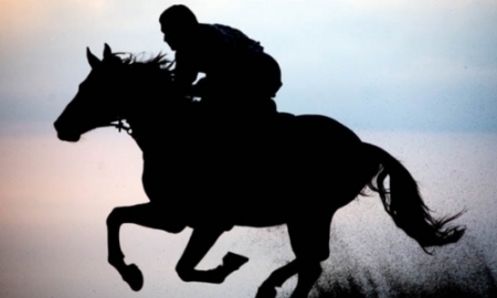 Конный парапробег прошел на западе Казахстана