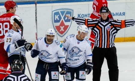 Наставник «Автомобилиста» пожаловался на судейство в матче с «Барысом»