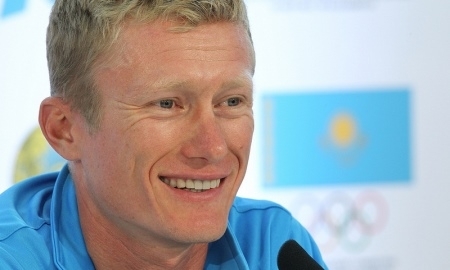 В Казахстане презентуют книгу Александра Винокурова