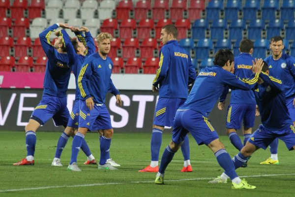 Меркель в составе сборной готовится к матчу с Чехией