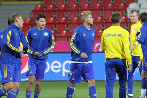 Меркель в составе сборной готовится к матчу с Чехией