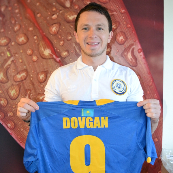 Футболка Александра Довганя нашла своего обладателя