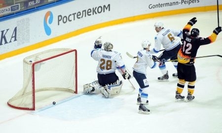 Фоторепортаж с матча КХЛ «Северсталь» — «Барыс» 5:4 ОТ