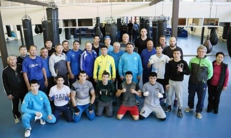 Национальная сборная проводит УТС в Астане