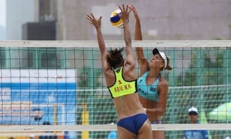 Казахстанские пляжницы стартовали с побед на чемпионате Азии