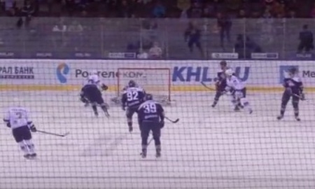 Шайба Найджела Доуса попала в ТОП-10 лучших голов сентября в КХЛ